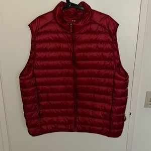 UNIQLO red vest, 3XL